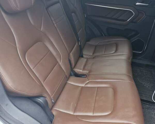 Черный Haval H6, объемом двигателя 2 л и пробегом 130 тыс. км за 8300 $, фото 8 на Automoto.ua
