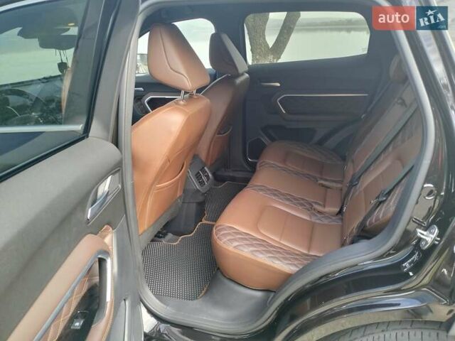 Черный Haval H6, объемом двигателя 1.97 л и пробегом 103 тыс. км за 14099 $, фото 27 на Automoto.ua
