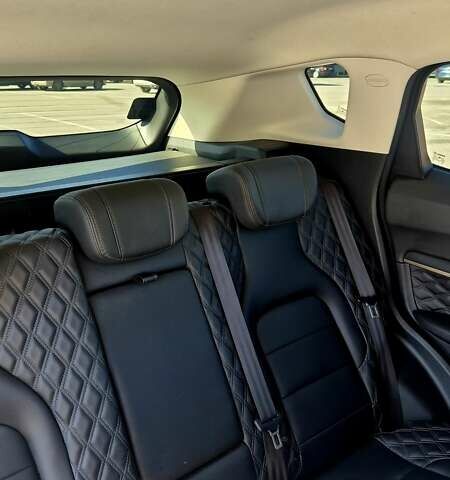 Черный Haval H6, объемом двигателя 2 л и пробегом 72 тыс. км за 15000 $, фото 6 на Automoto.ua