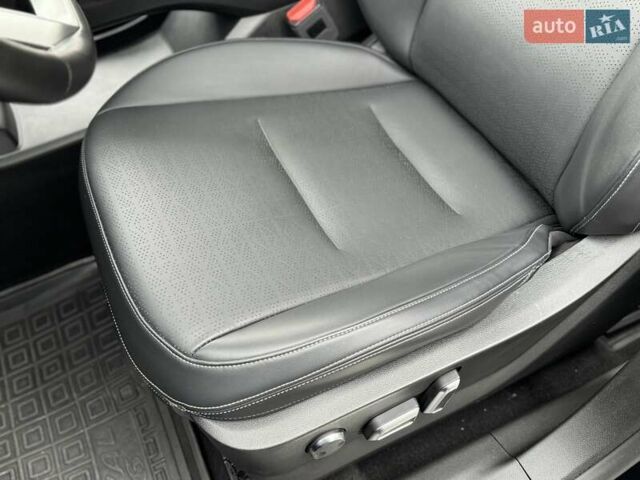 Чорний Haval H6, об'ємом двигуна 2 л та пробігом 49 тис. км за 20500 $, фото 35 на Automoto.ua