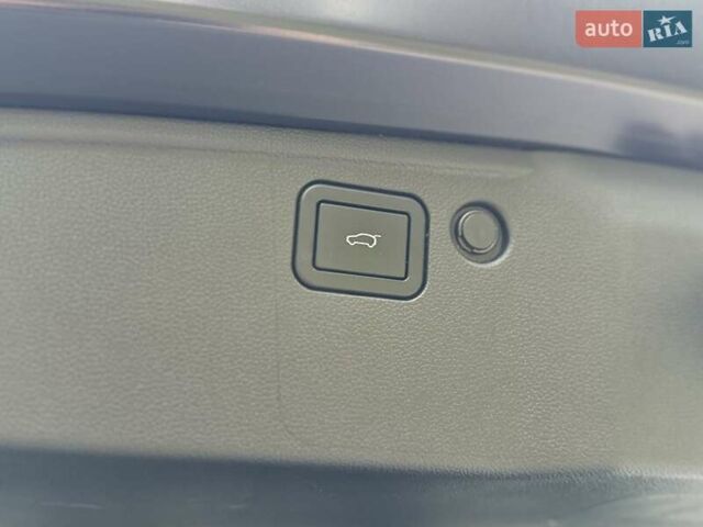 Чорний Haval H6, об'ємом двигуна 2 л та пробігом 49 тис. км за 20500 $, фото 30 на Automoto.ua