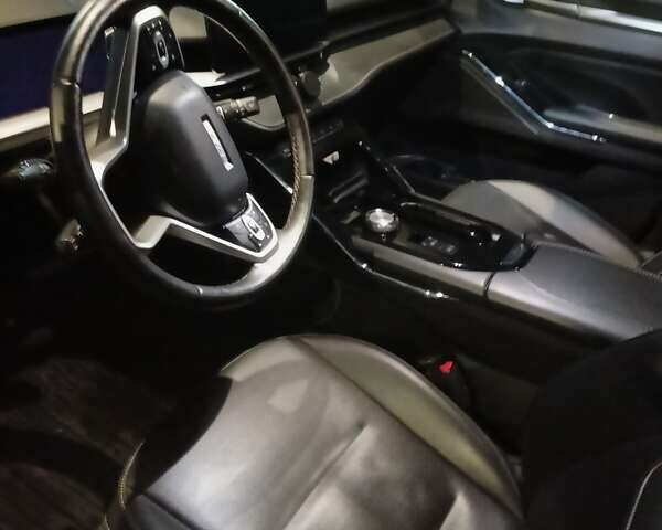 Черный Haval H6, объемом двигателя 2 л и пробегом 43 тыс. км за 19000 $, фото 2 на Automoto.ua