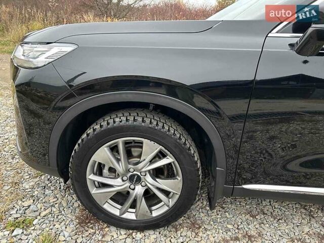 Черный Haval H6, объемом двигателя 2 л и пробегом 65 тыс. км за 20300 $, фото 5 на Automoto.ua