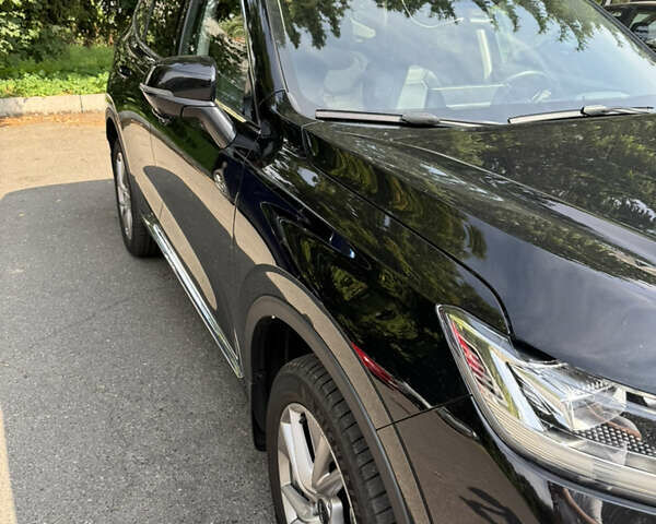 Черный Haval H6, объемом двигателя 2 л и пробегом 67 тыс. км за 22000 $, фото 4 на Automoto.ua