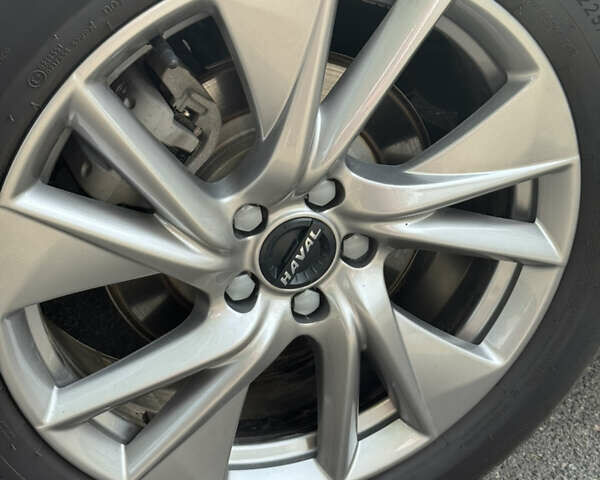 Черный Haval H6, объемом двигателя 2 л и пробегом 67 тыс. км за 22000 $, фото 10 на Automoto.ua