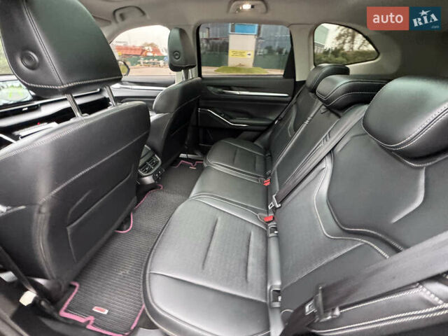 Черный Haval H6, объемом двигателя 2 л и пробегом 85 тыс. км за 23299 $, фото 35 на Automoto.ua