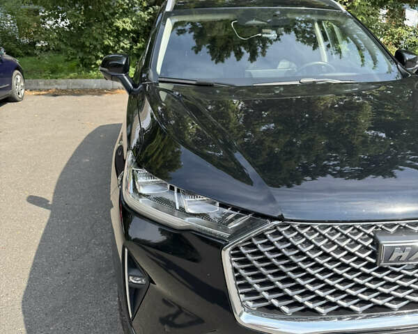 Черный Haval H6, объемом двигателя 2 л и пробегом 67 тыс. км за 22000 $, фото 2 на Automoto.ua