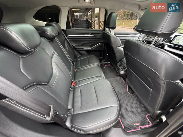 Черный Haval H6, объемом двигателя 2 л и пробегом 85 тыс. км за 23299 $, фото 39 на Automoto.ua
