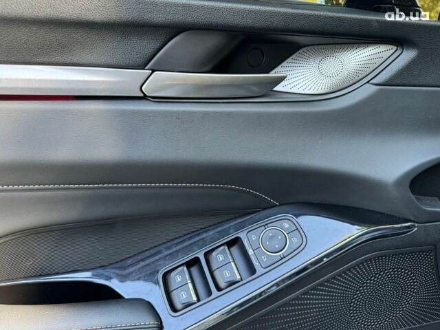 Чорний Haval H6, об'ємом двигуна 2 л та пробігом 86 тис. км за 21990 $, фото 12 на Automoto.ua