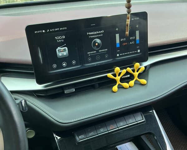 Черный Haval H6, объемом двигателя 2 л и пробегом 44 тыс. км за 24000 $, фото 18 на Automoto.ua