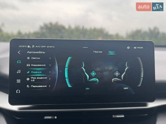 Черный Haval H6, объемом двигателя 2 л и пробегом 85 тыс. км за 23299 $, фото 27 на Automoto.ua