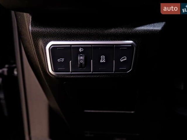 Черный Haval H6, объемом двигателя 2 л и пробегом 56 тыс. км за 17900 $, фото 23 на Automoto.ua