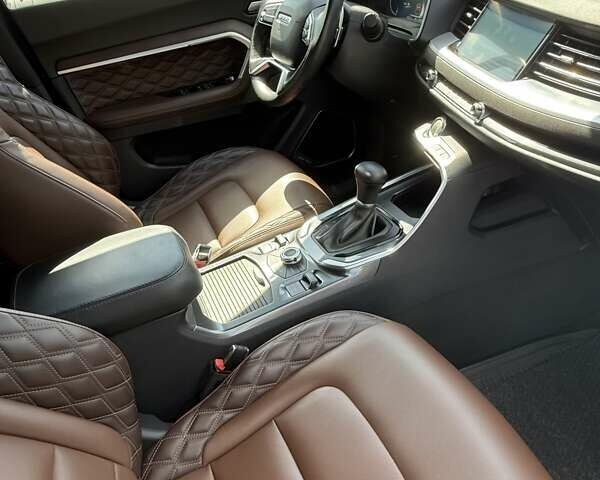 Чорний Haval H6, об'ємом двигуна 1.97 л та пробігом 29 тис. км за 17500 $, фото 13 на Automoto.ua