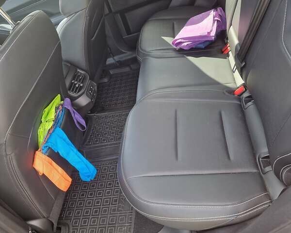 Чорний Haval H6, об'ємом двигуна 2 л та пробігом 18 тис. км за 25500 $, фото 13 на Automoto.ua