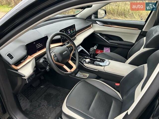 Черный Haval H6, объемом двигателя 2 л и пробегом 65 тыс. км за 20300 $, фото 10 на Automoto.ua
