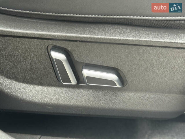 Черный Haval H6, объемом двигателя 2 л и пробегом 85 тыс. км за 23299 $, фото 48 на Automoto.ua