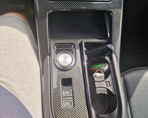 Чорний Haval H6, об'ємом двигуна 2 л та пробігом 18 тис. км за 25500 $, фото 19 на Automoto.ua