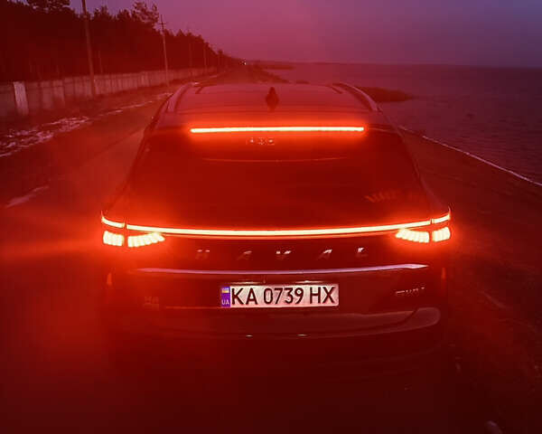 Черный Haval H6, объемом двигателя 2 л и пробегом 75 тыс. км за 21000 $, фото 4 на Automoto.ua