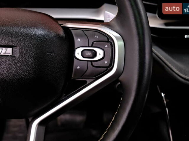 Черный Haval H6, объемом двигателя 2 л и пробегом 56 тыс. км за 17900 $, фото 17 на Automoto.ua