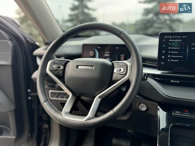 Черный Haval H6, объемом двигателя 2 л и пробегом 71 тыс. км за 19900 $, фото 70 на Automoto.ua