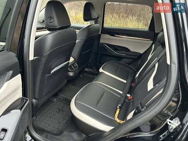 Черный Haval H6, объемом двигателя 2 л и пробегом 65 тыс. км за 20300 $, фото 12 на Automoto.ua