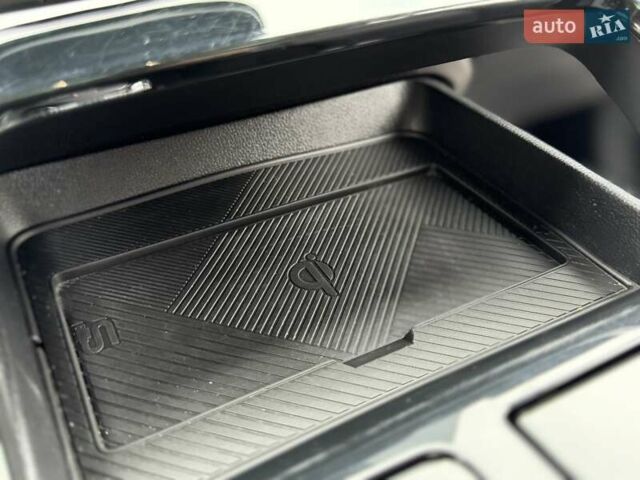 Чорний Haval H6, об'ємом двигуна 2 л та пробігом 49 тис. км за 20500 $, фото 40 на Automoto.ua