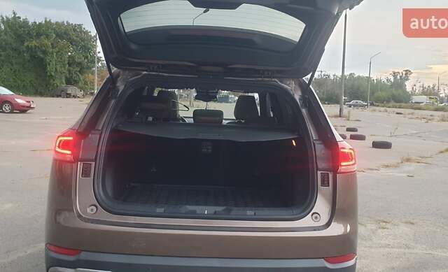 Коричневый Haval H6, объемом двигателя 1.97 л и пробегом 166 тыс. км за 16900 $, фото 10 на Automoto.ua