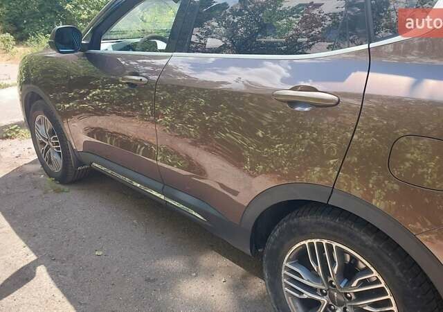 Коричневый Haval H6, объемом двигателя 1.97 л и пробегом 166 тыс. км за 13800 $, фото 2 на Automoto.ua