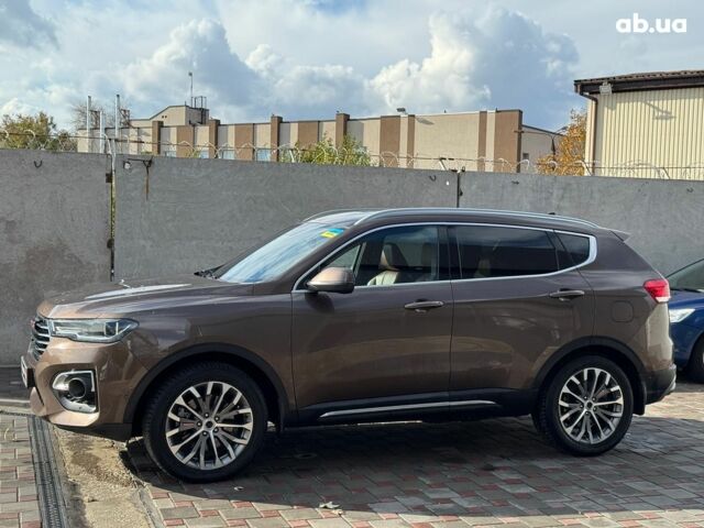 Коричневый Haval H6, объемом двигателя 2 л и пробегом 143 тыс. км за 13690 $, фото 1 на Automoto.ua