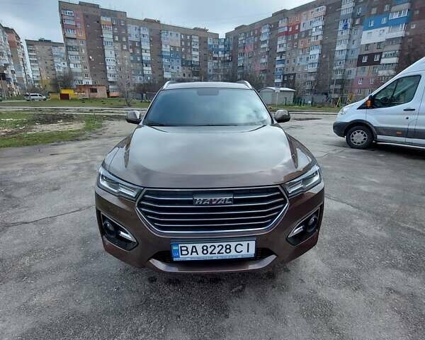 Коричневый Haval H6, объемом двигателя 1.5 л и пробегом 50 тыс. км за 17200 $, фото 3 на Automoto.ua