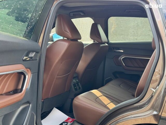 Коричневый Haval H6, объемом двигателя 2 л и пробегом 143 тыс. км за 13690 $, фото 14 на Automoto.ua