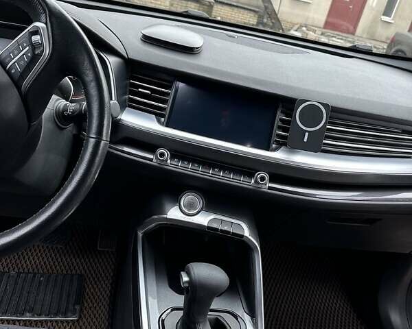 Коричневый Haval H6, объемом двигателя 2 л и пробегом 102 тыс. км за 19300 $, фото 4 на Automoto.ua