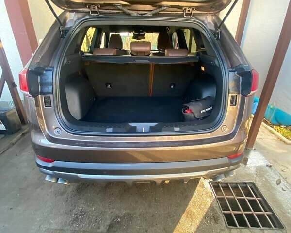 Коричневый Haval H6, объемом двигателя 1.97 л и пробегом 199 тыс. км за 16000 $, фото 5 на Automoto.ua