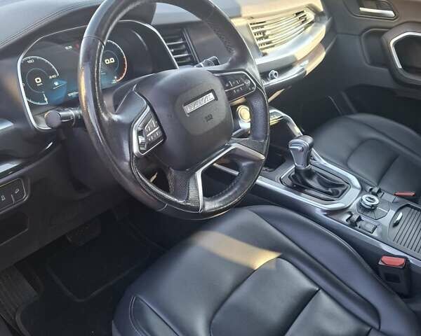 Красный Haval H6, объемом двигателя 1.97 л и пробегом 126 тыс. км за 16000 $, фото 9 на Automoto.ua