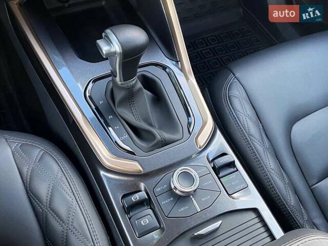 Красный Haval H6, объемом двигателя 1.97 л и пробегом 17 тыс. км за 18990 $, фото 28 на Automoto.ua