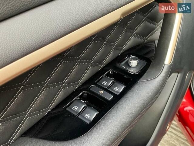 Красный Haval H6, объемом двигателя 1.97 л и пробегом 17 тыс. км за 18990 $, фото 15 на Automoto.ua