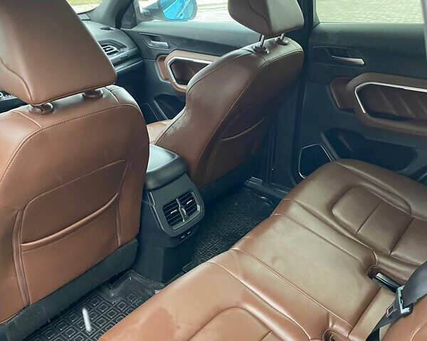 Серый Haval H6, объемом двигателя 1.97 л и пробегом 175 тыс. км за 12999 $, фото 7 на Automoto.ua