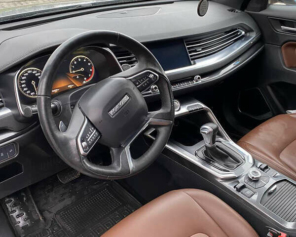 Серый Haval H6, объемом двигателя 1.97 л и пробегом 175 тыс. км за 12999 $, фото 9 на Automoto.ua