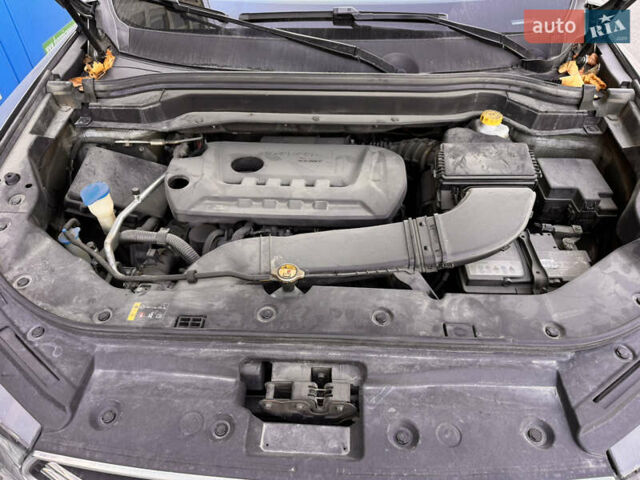 Серый Haval H6, объемом двигателя 2 л и пробегом 65 тыс. км за 17500 $, фото 17 на Automoto.ua
