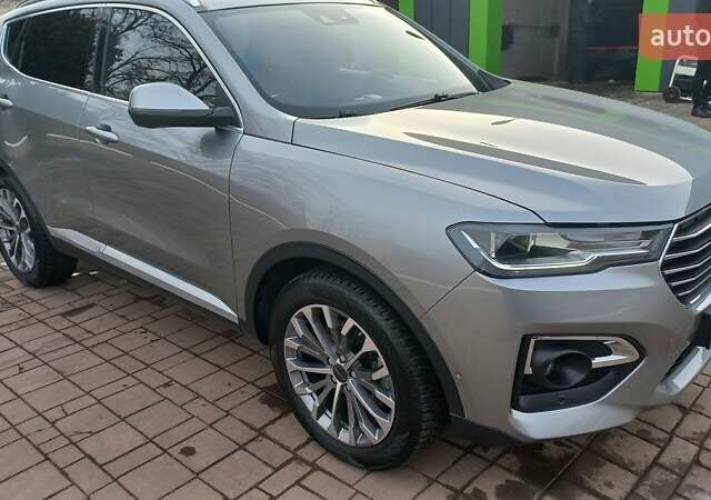 Серый Haval H6, объемом двигателя 1.97 л и пробегом 96 тыс. км за 16000 $, фото 7 на Automoto.ua