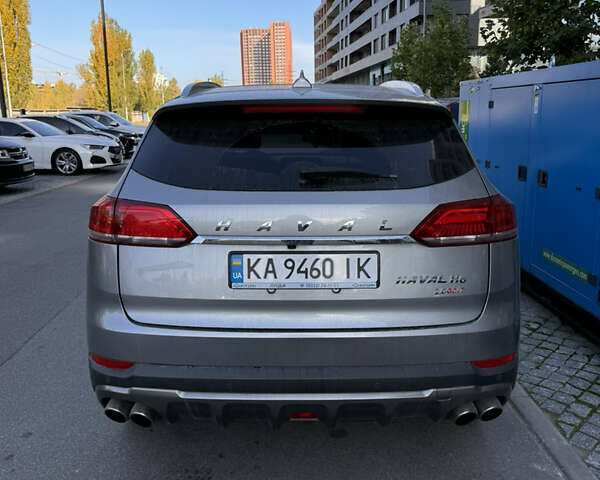 Серый Haval H6, объемом двигателя 2 л и пробегом 65 тыс. км за 17500 $, фото 1 на Automoto.ua