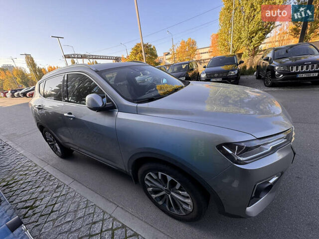 Серый Haval H6, объемом двигателя 2 л и пробегом 65 тыс. км за 17500 $, фото 5 на Automoto.ua