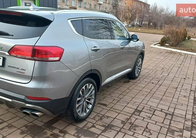 Серый Haval H6, объемом двигателя 1.97 л и пробегом 96 тыс. км за 16000 $, фото 10 на Automoto.ua