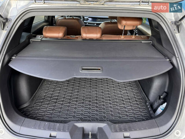Серый Haval H6, объемом двигателя 2 л и пробегом 65 тыс. км за 17500 $, фото 9 на Automoto.ua