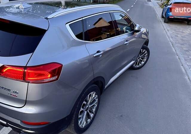 Серый Haval H6, объемом двигателя 2 л и пробегом 88 тыс. км за 16200 $, фото 3 на Automoto.ua