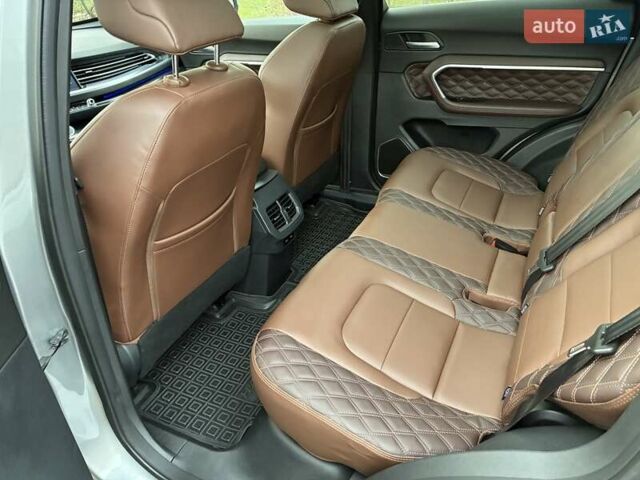 Серый Haval H6, объемом двигателя 1.97 л и пробегом 96 тыс. км за 16000 $, фото 36 на Automoto.ua