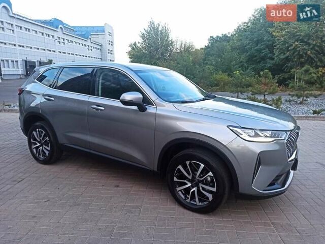 Серый Haval H6, объемом двигателя 2 л и пробегом 14 тыс. км за 23000 $, фото 5 на Automoto.ua