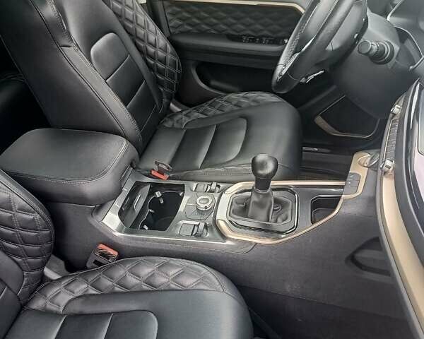 Серый Haval H6, объемом двигателя 1.97 л и пробегом 51 тыс. км за 19500 $, фото 1 на Automoto.ua
