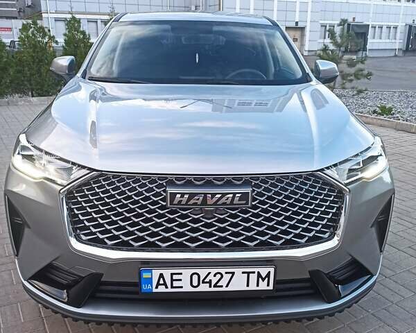 Серый Haval H6, объемом двигателя 2 л и пробегом 14 тыс. км за 23000 $, фото 2 на Automoto.ua