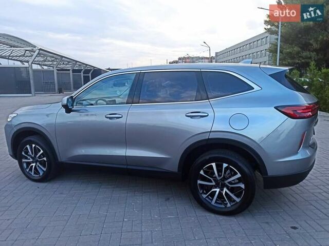 Серый Haval H6, объемом двигателя 2 л и пробегом 14 тыс. км за 23000 $, фото 3 на Automoto.ua